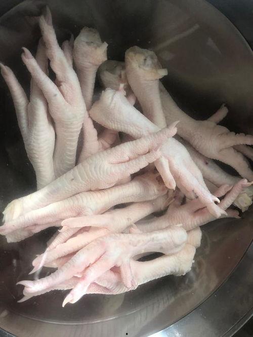 爆料柠檬鸡爪怎么做视频,酸辣开胃，轻松学会家常美味