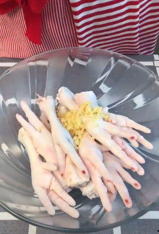 无缝鸡爪爆料视频大全集,揭秘幕后真相与精彩瞬间  第2张