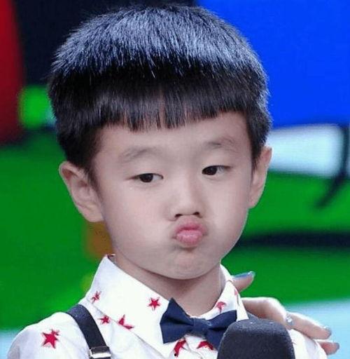 杨威儿子大爆料是谁啊视频,独家爆料背后的惊人真相  第2张